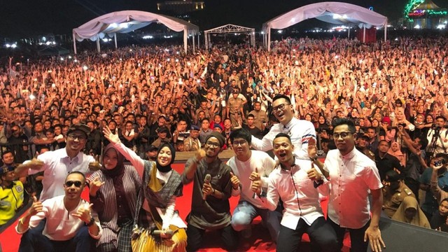 Suasana penonton dari atas panggung. Dok. Pemko Banda Aceh 