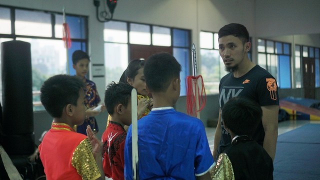 Achmad Hulaefi dan Lindswell Kwok (Garapan CI/Wisnu)