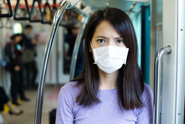 5 Langkah Pakai Masker  dengan Benar untuk  Cegah Virus 