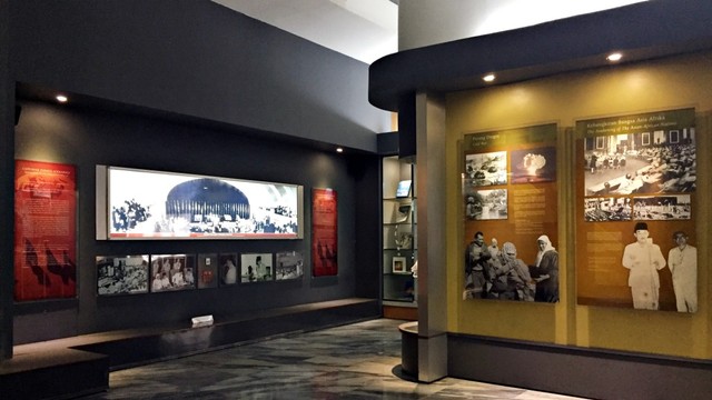 Museum Asia Afrika berisi beragam foto dan informasi terkait KAA dan dampak Perang Dunia II pada negara-negara yang bekerja sama dalam konferensi tersebut. Foto: Helinsa Rasputri/kumparan