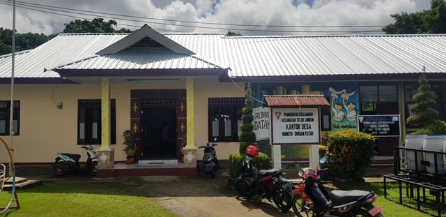 Kantor Desa Hunuth/Durian Patah (20/6). Dok: Lentera Maluku