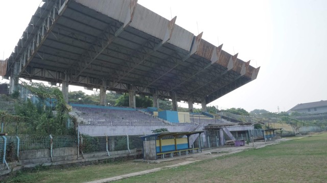 Suasana Stadion Lapangan Benteng Persita Lama. Foto: Helmi Afandi Abdullah/kumparan