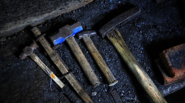 keris, pandai besi