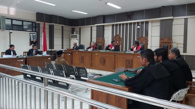 Sidang tuntutan Wakil Ketua DPR RI Taufik Kurniawan.