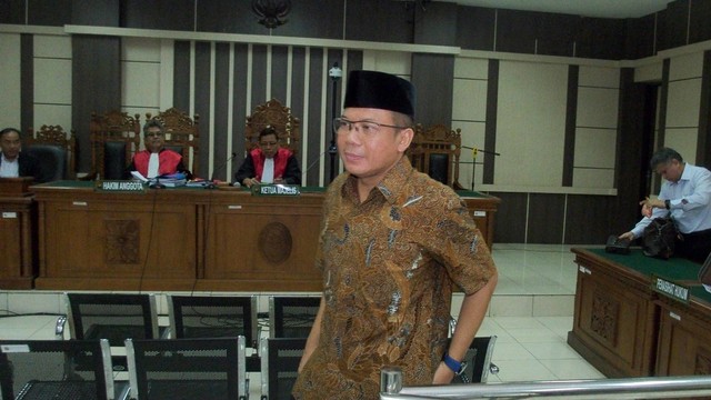 Sidang Taufik Kurniawan, Tipikor