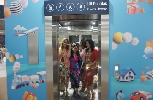 Selasa Berkebaya, Kridha Dhara (NOT COVER)