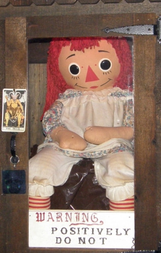 Boneka Annabelle. Foto: wikimedia