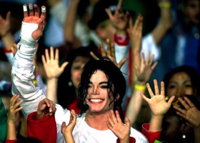 Foto: Mengenang Kisah Hidup Raja Pop Michael Jackson (56838)
