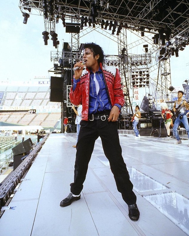 Foto: Mengenang Kisah Hidup Raja Pop Michael Jackson (56818)