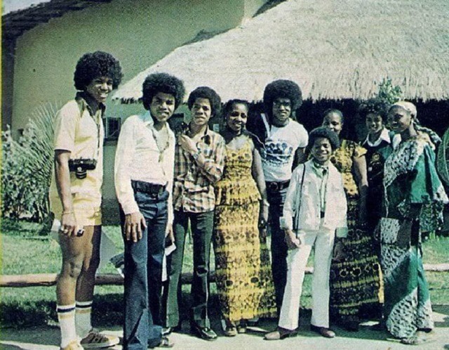 Foto: Mengenang Kisah Hidup Raja Pop Michael Jackson (56832)