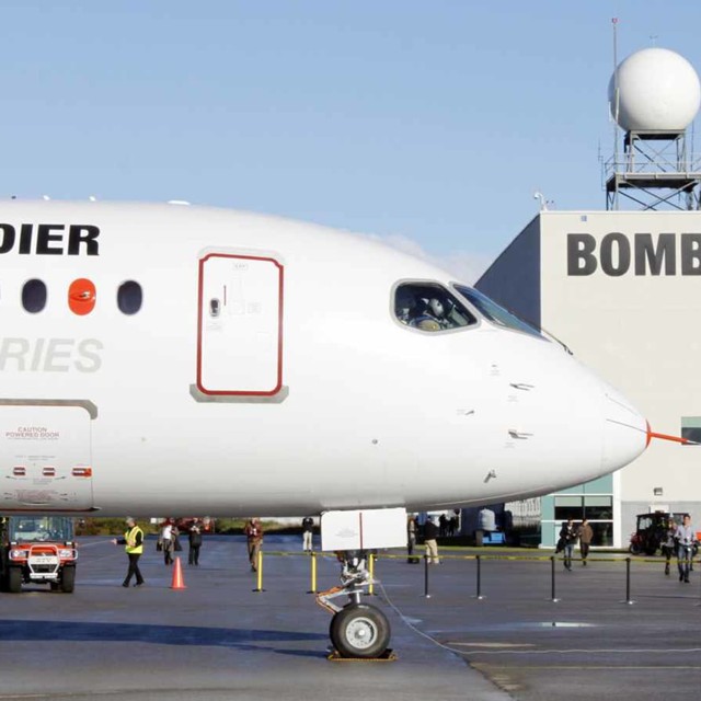 Pesawat Jet Bombardier. Foto: AFP/Clement Sabourin
