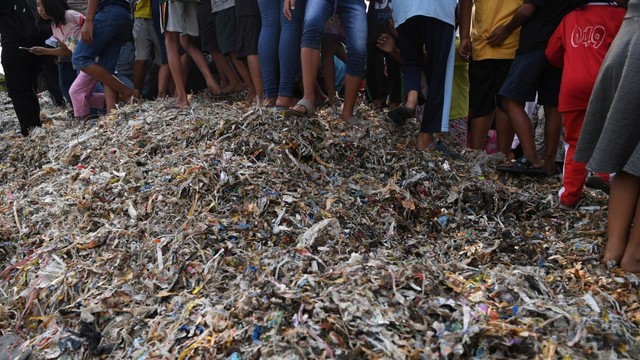 KONTEN SPESIAL, LIPSUS, SAMPAH KONTAINER DARI AS