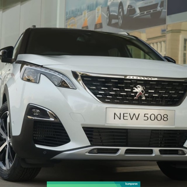 Peugeot 5008 Foto: Muhammad Ikbal/kumparan