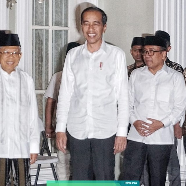 Presiden Joko Widodo (kedua dari kiri) tiba di kediaman Ma'ruf Amin. Foto: Jamal Ramadhan/kumparan