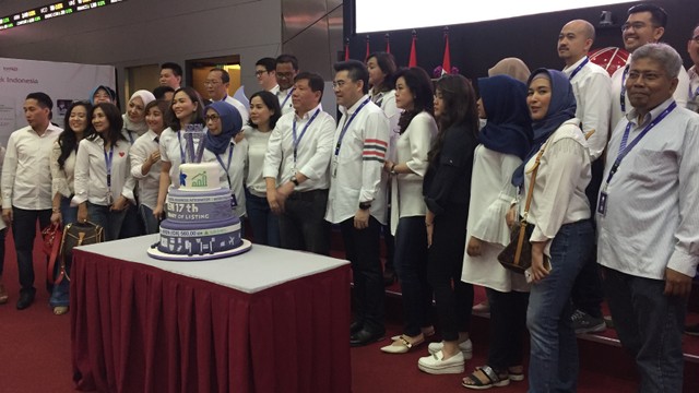 PT Kresna Graha Investama Tbk (KREN) merayakan Sweet Seventeen alias 17 tahun sebagai perusahaan tercatat di Bursa Efek Indonesia (BEI). Foto: Selfy Momongan/kumparan