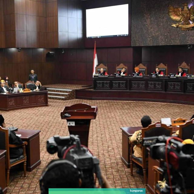 Suasana sidang Perselisihan Hasil Pemilu Umum Capres dan Cawapres 2019, di gedung Mahkamah Konstitusi, Jakarta. Foto: ANTARA FOTO
