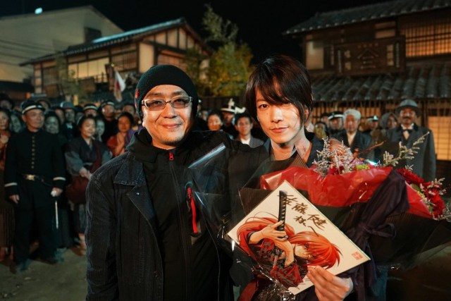 Sang sutradara, Otomo, dan Sato (Foto: @ruroken_movie)