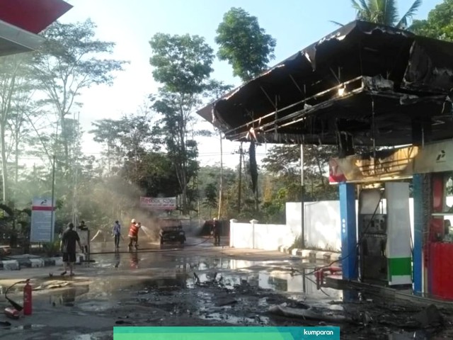 Pom bensin yang terbakar di Temanggung. Foto: Dok. Istimewa