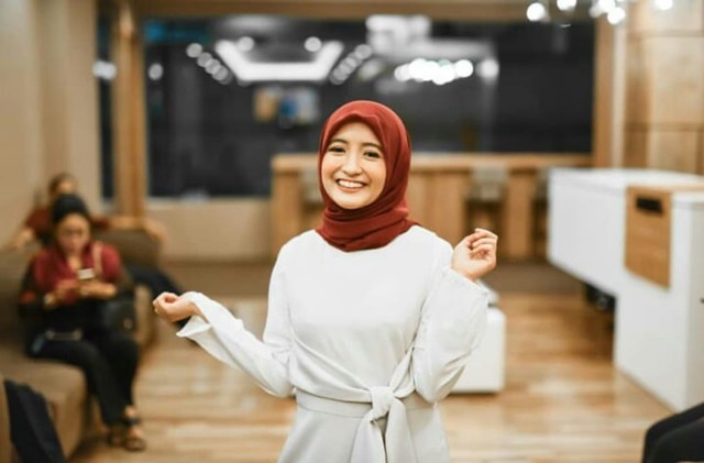 7 Potret Arafah Rianti, Komika Sukses yang Kian Memesona (293495)