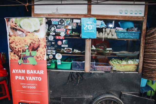 Mencicipi Lezatnya Ayam Bakar Manis Pak Yanto di Yogyakarta (10)