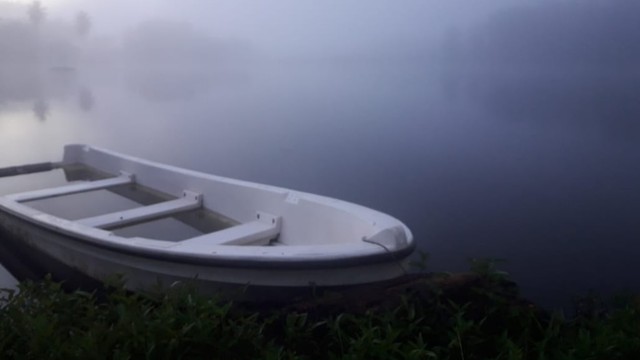 Suasana Danau Perintis di Desa Huluduotamo, Kecamatan Suwawa, Kabupaten Bone Bolango, saat pagi hari. Selasa, (2/7) Foto: Istimewa 