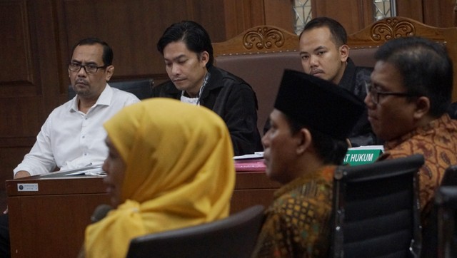 Terdakwa Haris Hasanuddin menjalani sidang lanjutan dengan agenda pemeriksaan saksi di Pengadilan Tipikor, Jakarta, Rabu (3/7). Foto: Fanny Kusumawardhani/kumparan