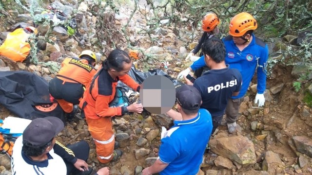 5 Tragedi Hilangnya Pendaki Gunung di Indonesia (388959)