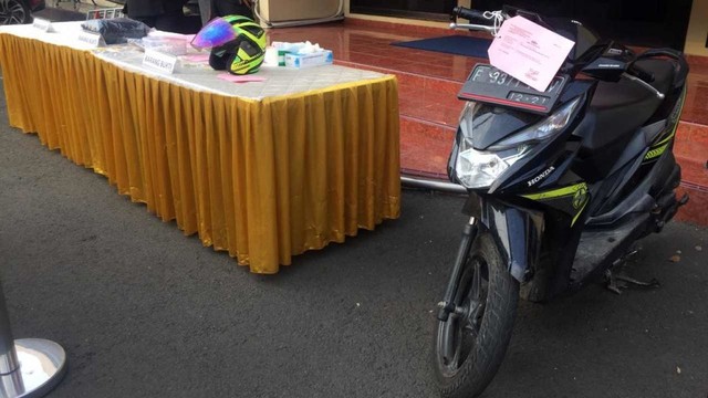 Penjambret Ibu Gendong Bayi 10 Kali Beraksi, Hasil Buat Beli Narkoba (54161)