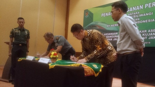KCIC Pakai Tanah Kodam Siliwangi di Pinggir Tol untuk Kereta Cepat (11219)