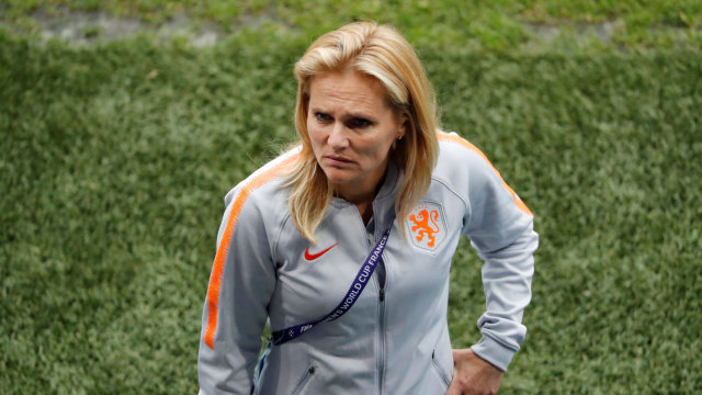 Sarina Wiegman, pelatih Timnas Belanda. Foto: Reuters/Stephane Mahe