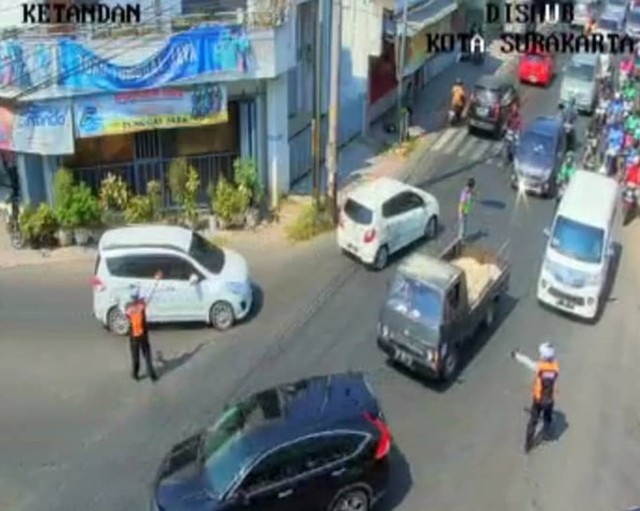 Pantauan di salah satu ruas jalan di Kota Solo pada Sabtu (6/7/2019). (Foto : CCTV Dishub Solo)