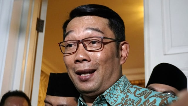 Gubernur Jawa Barat Ridwan Kamil mengunjungi kediaman KH. Ma'ruf Amin di Jalam Situbondo, Jakarta, Selasa (12/2/2019). Foto: Nugroho Sejati/kumparan