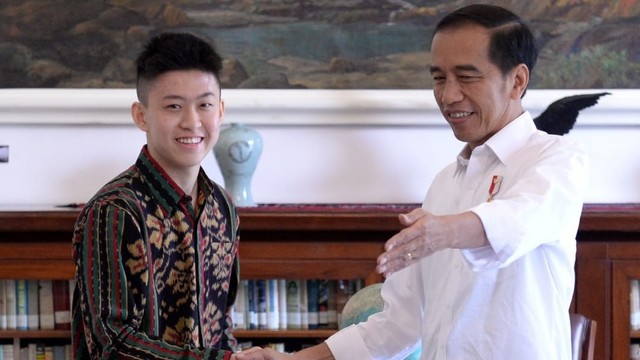 Suasana pertemuan Rich Brian dan Presiden Joko Widodo di Istana Bogor. Foto: Biro Pers Sekretariat Presiden/Kris