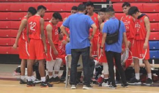 Tim Basket Putra Sulawesi Utara yang berlaga di laga kualifikasi PON 