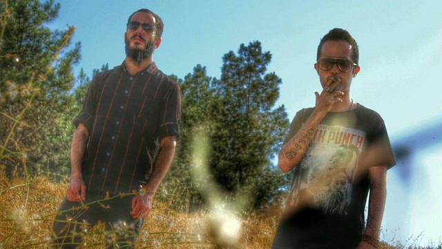Band metal asal Iran, Confess