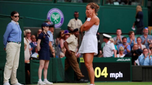 Barbora Strycova melangkah ke semifinal tunggal putri Wimbledon 2019. Foto: REUTERS/Andrew Couldridge