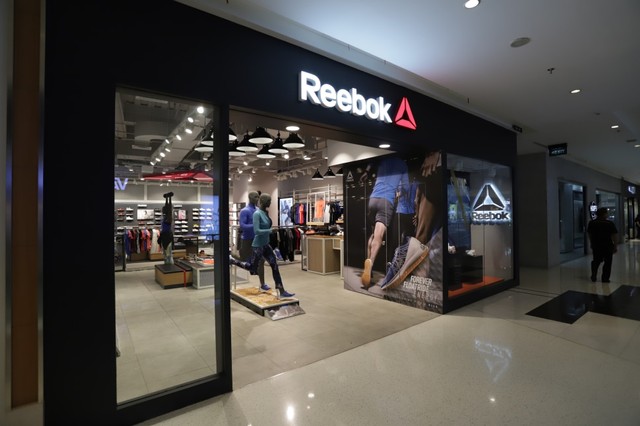 reebok store grand indonesia