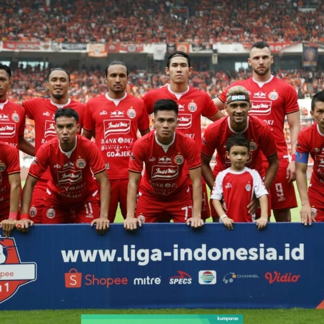 Pemain Persija Jakarta di Stadion Utama Gelora Bung Karno, Jakarta. Foto: Nugroho Sejati/kumparan