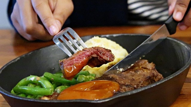 5 Fakta Daging Sirloin yang Populer untuk Steak (281195)