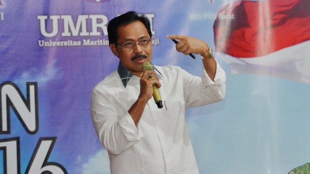 Gubernur Kepulauan Riau Nurdin Basirun. Foto: Facebook/ @Nurdin Basirun