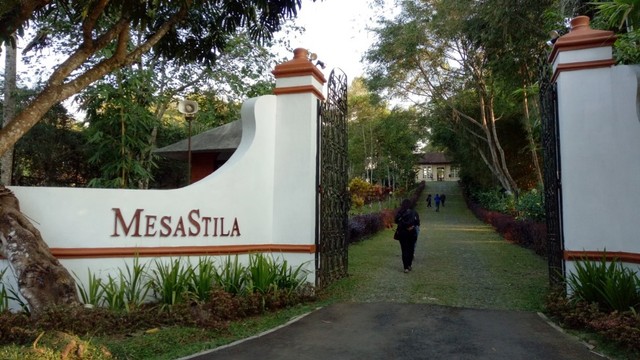 Sensasi Menginap Mewah Berlatar Gunung Jawa Tengah yang 