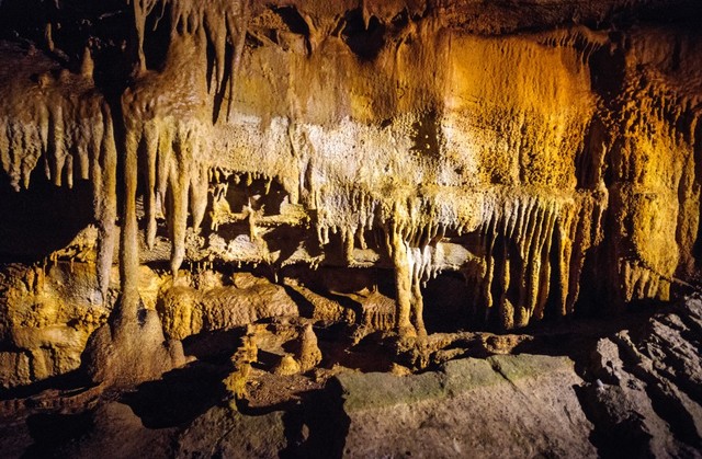Mammoth Cave, Australia Barat
