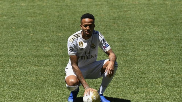 Bintang Madrid Ini Rebut Hati Model Seksi yang Sempat Mesra dengan Neymar (34069)