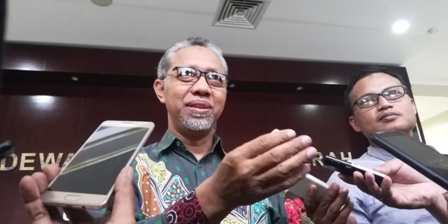 Anggota DPD RI Dapil DIY, Cholid Mahmud, di sela FGD di Kantor Sekretariat DPD RI perwakilan DIY, Jalan Kusumanegara Yogyakarta, Kamis (11/7/2019). Foto: atx.