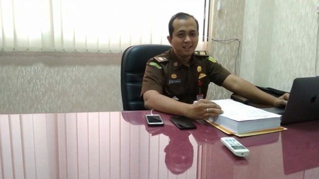 Denny Saputra, Kasi Pidsus Kejari Kabupaten Pasuruan saat ditemui di kantornya, Selasa (23/1/2019).