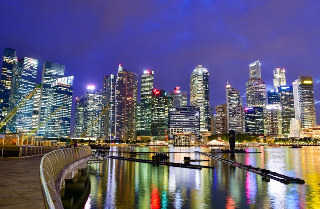 com-Business District Singapore.