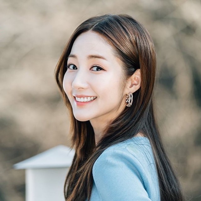 park min young.jpg