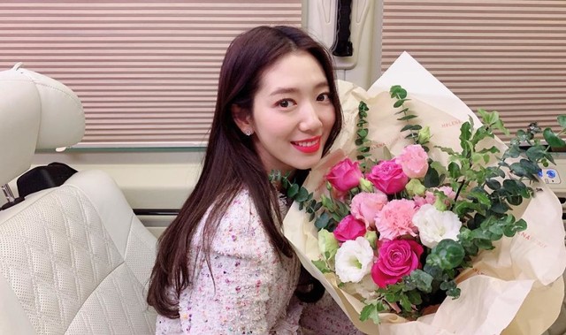 park shin hye 2.jpg
