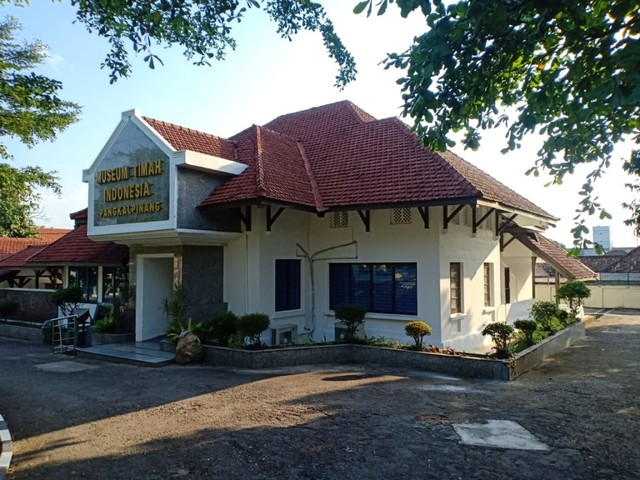 Wisata Sejarah Bangka Belitung: Museum Timah Pertama di Asia