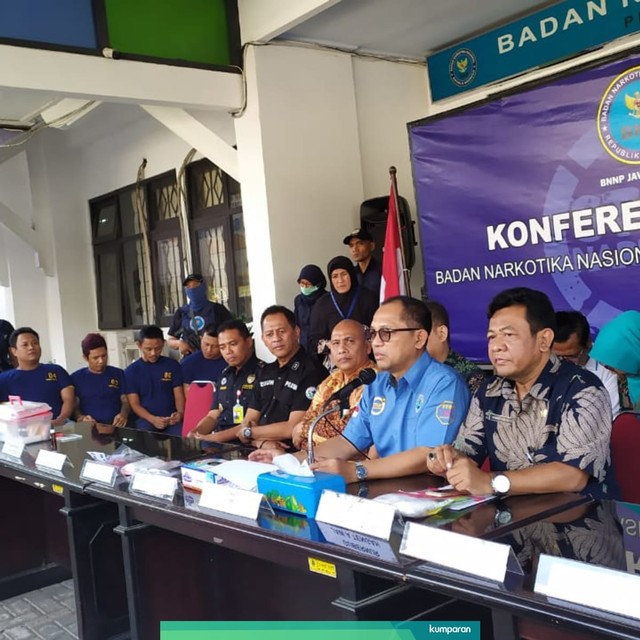Penyelundupan sabu 200 gram dari Pontianak ke Semarang lewat Pelabuhan Tanjung Mas